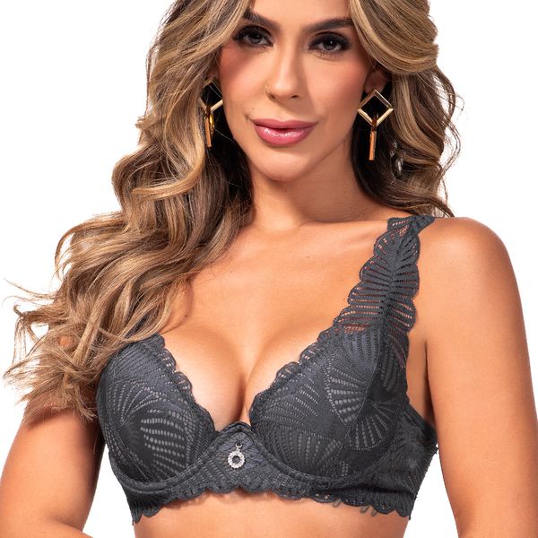 Conjunto Push Up e calcinha fio.