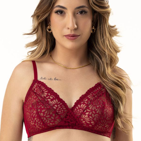 Conjunto sem bojo. Calcinha clássica.