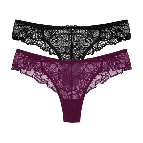 Kit com duas calcinhas fio.