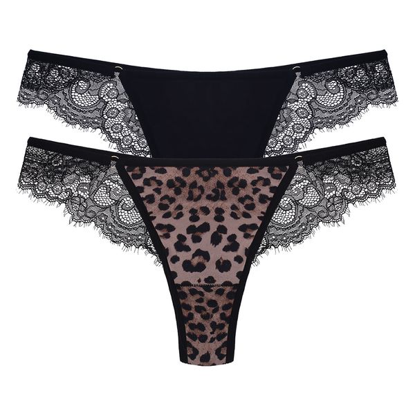 Kit com duas calcinhas fio.