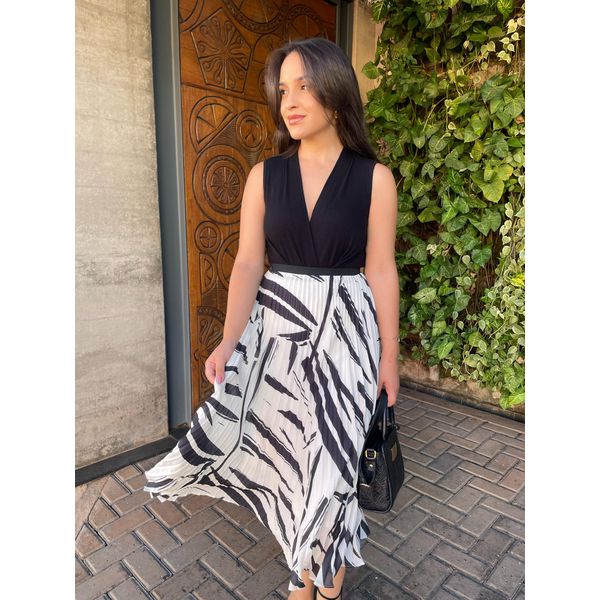 Saia Midi Plissada - Off com Preto