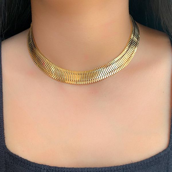 Colar Chocker Trabalhada 