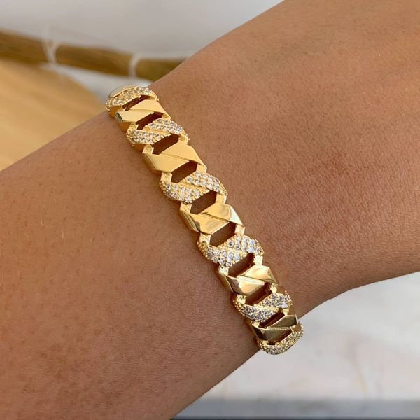 Bracelete de elos com detalhes em micro zircônias