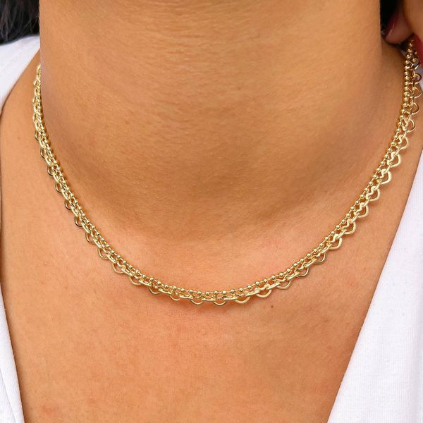 Choker De Coração Com Detalhe De Bolinha