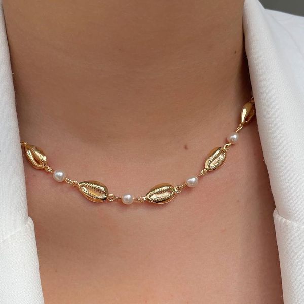 Chocker de búzios com perola 