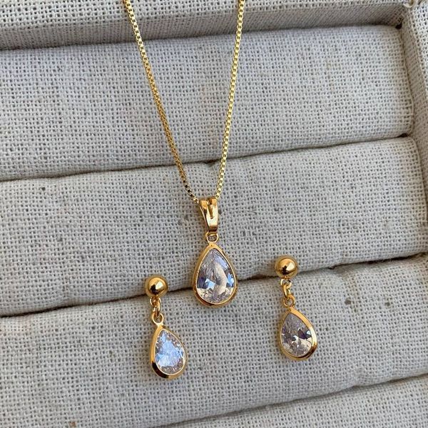 Conjunto ponto de luz formato gota 