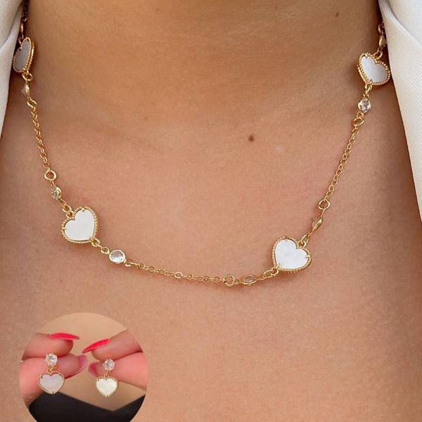 Conjunto de coração com ponto de luz 