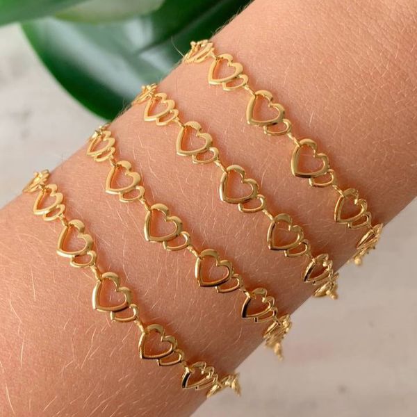 Pulseira de coração vazado (cada) 