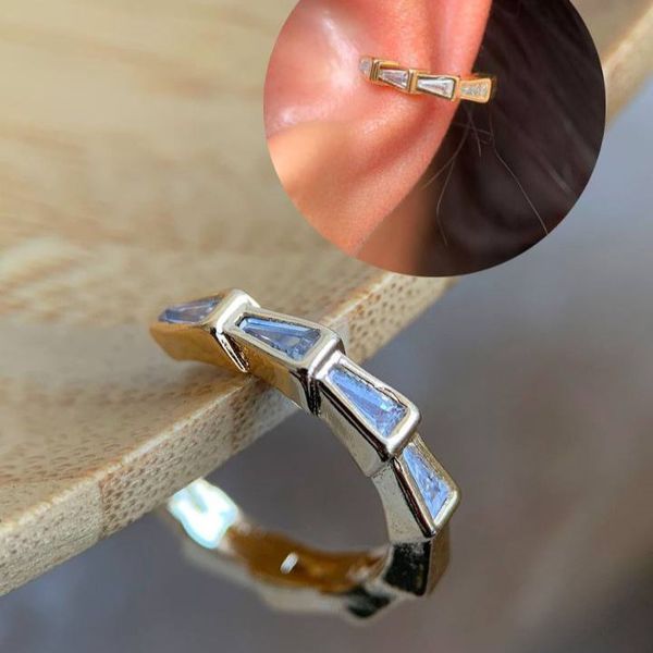 Piercing fake escamas em navetes