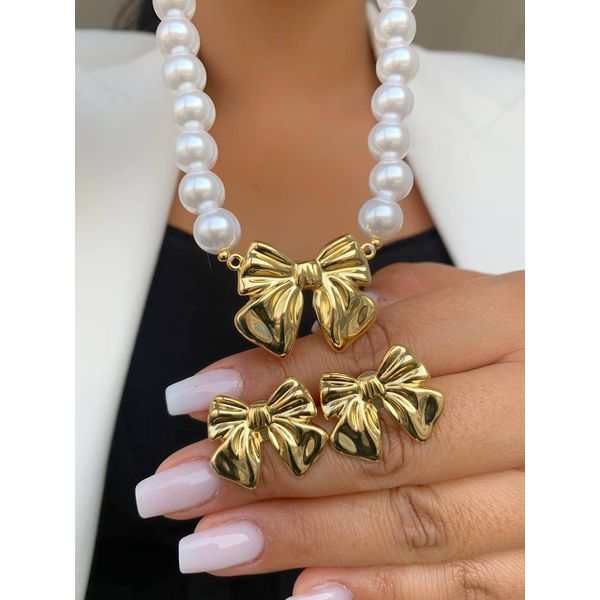 Conjunto pérola e laço