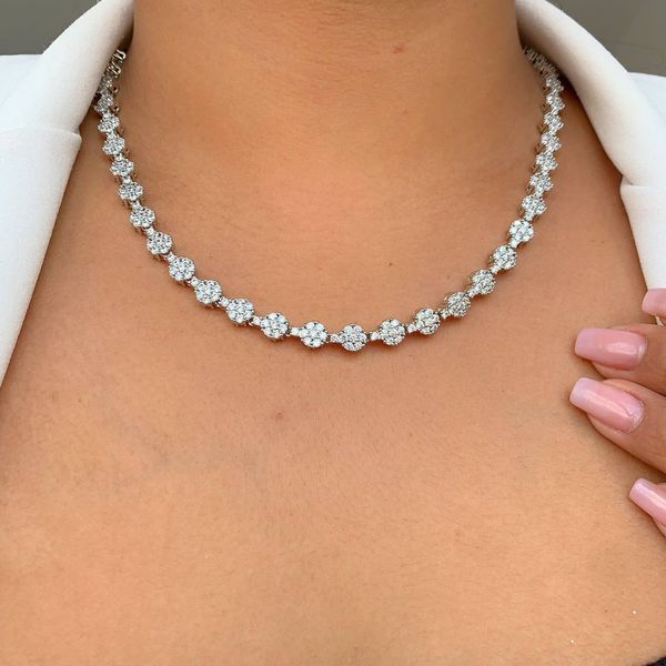 Riviera floral cravejada 