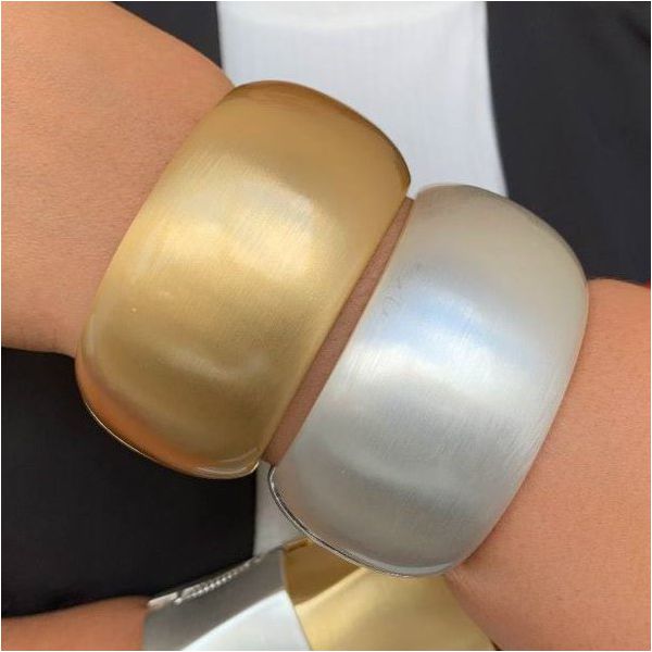 Bracelete maximalista acetinado BIJOUX