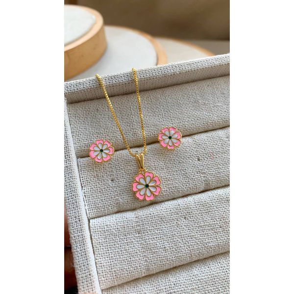 Conjunto Flor Delicada Infantil
