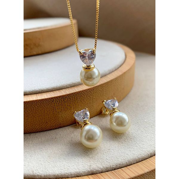 Conjunto De Pérola Com Zircônia Em coração 