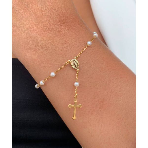 Pulseira De Terço com pérolas