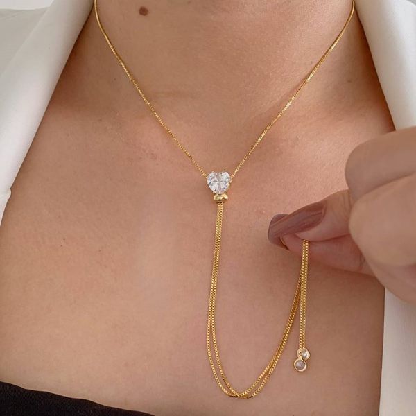 Colar Gravatinha coração na zircônia 