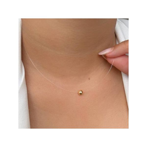 Colar de nylon com esfera 