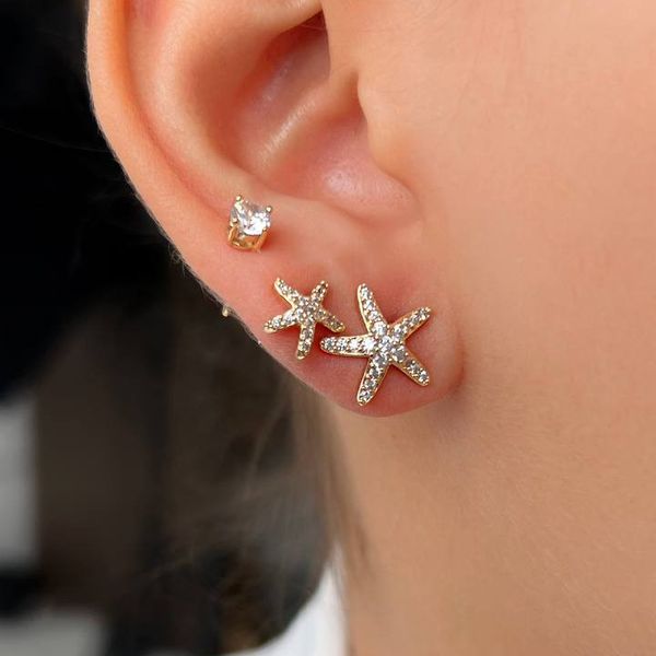 Trio de brinco de estrela cravejada com ponto de luz 