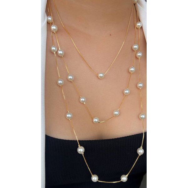 Colar de perolas tripla 