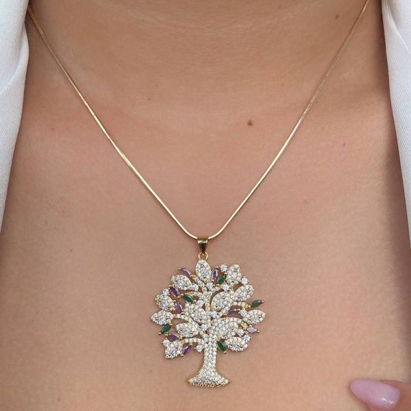 Colar arvore da vida cravejado na zircônia 45cm