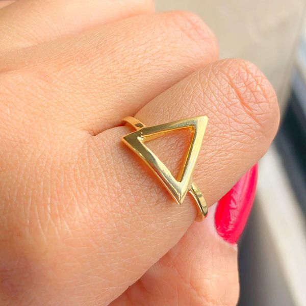 Anel Liso Triangulo
