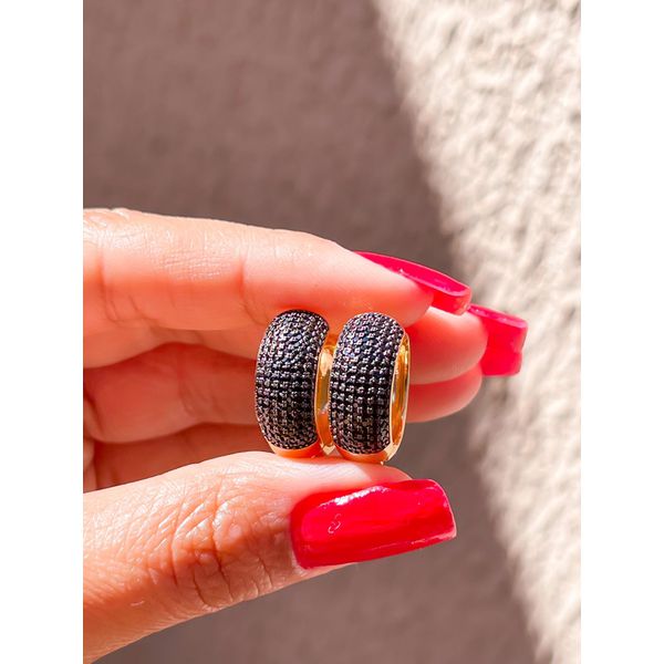 Brinco Argolinha Cravejada Na Micro Zirconia