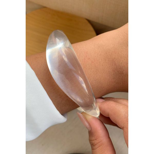 Bracelete acrílico transparente 