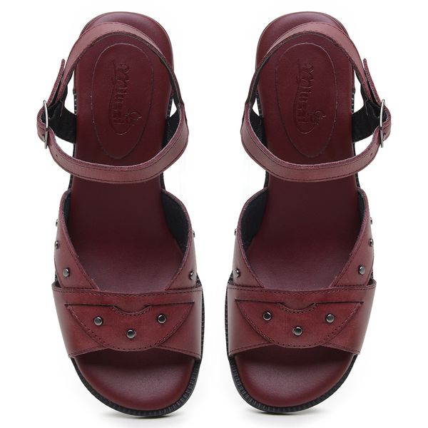 Sandália Feminina Antônia Com Detalhe Em Tachas