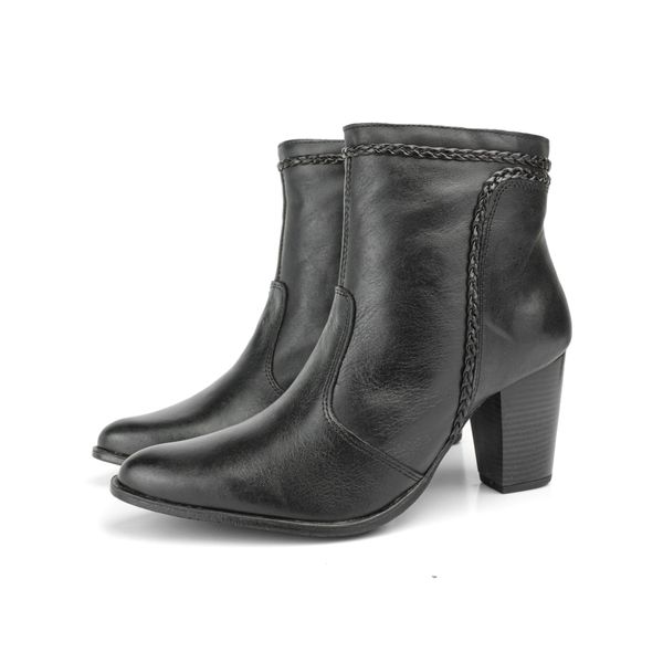 Bota Feminina Modelo Cano Curto Couro Legítimo Com Detalhe Lateral