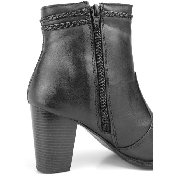 Bota Feminina Modelo Cano Curto Couro Legítimo Com Detalhe Lateral
