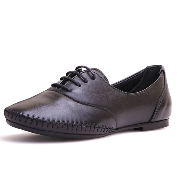 Sapato Casual Feminino Liso em Couro Legitimo Pierrô - Preto