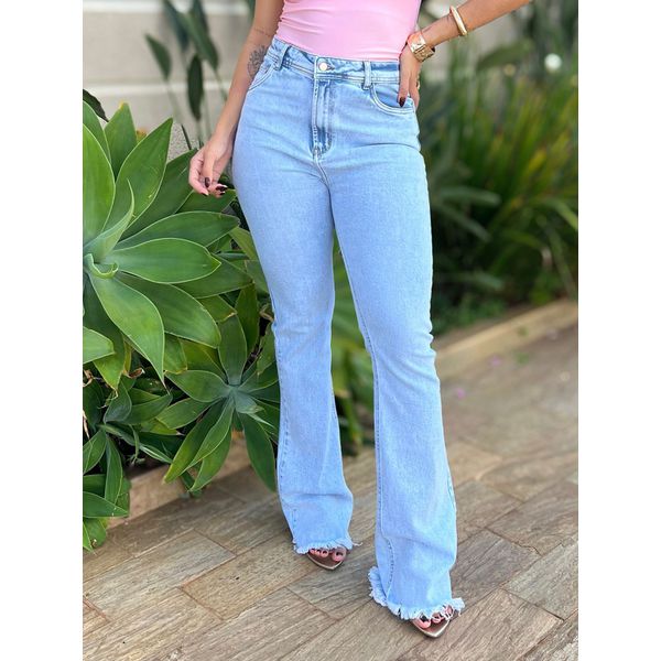 Calça Jeans Carmen Flare BootCut 2456 LAVAGEM CLARA 