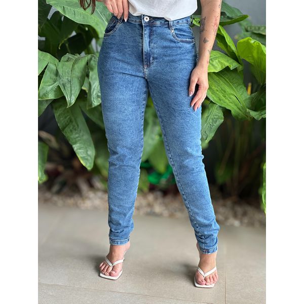 Calça Mom Jeans Nexxo com Elastano LAVAGEM MEDIA 