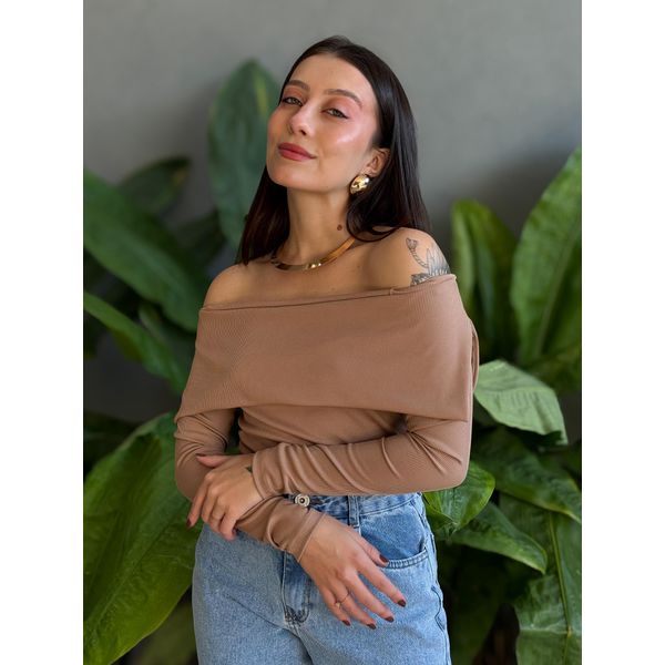 Blusa Amelie Manga Longa Decote Ombro a Ombro BEGE