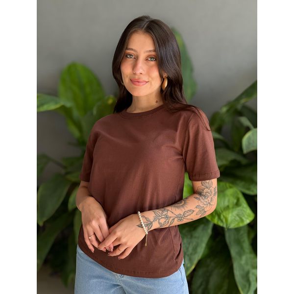 T-shirt Lisa sem Estampa MARROM