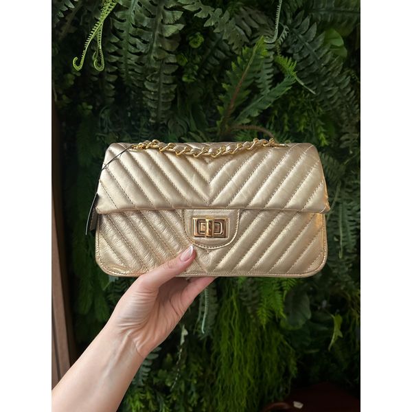 Bolsa Kiara Média Chevron Couro Metalizado Ouro Light