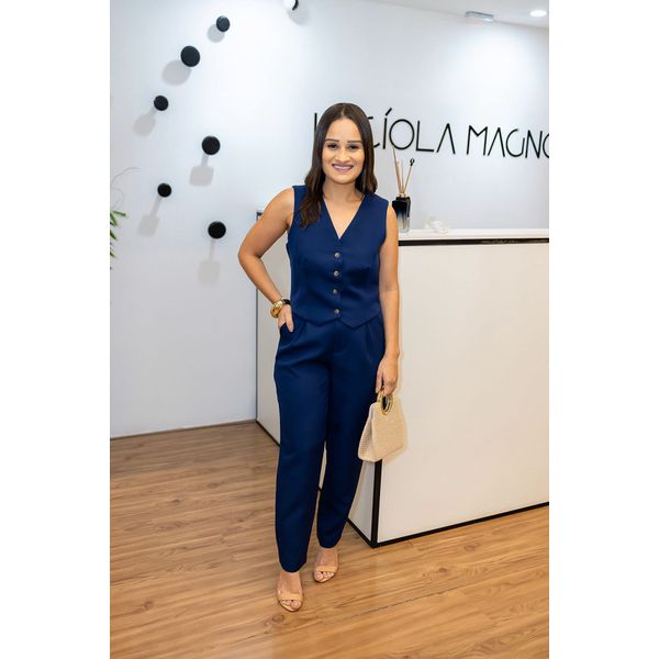 Calça Elisa Azul Marinho em Alfaiataria| Sofisticação e Caimento Impecável do P ao G 