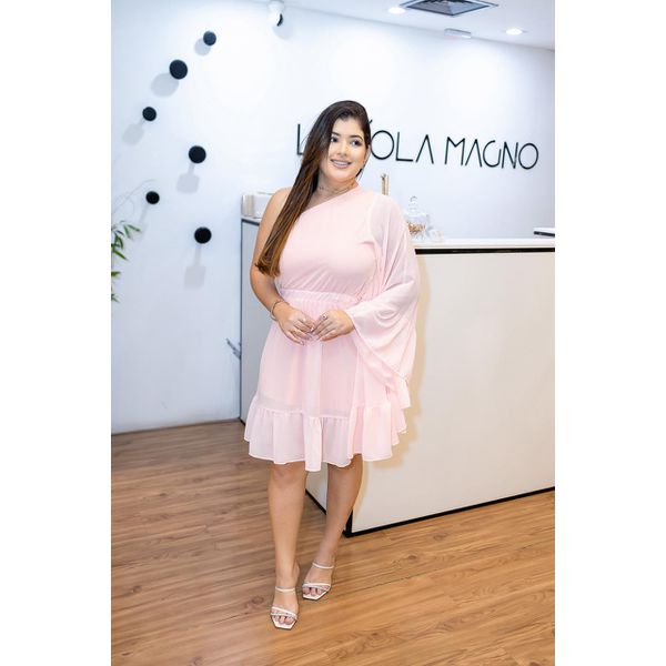 Vestido Bárbara Curto em Chiffon Rosa | Ombro Único e Manga Bufante Leveza e Sofisticação do 36 ao 44 