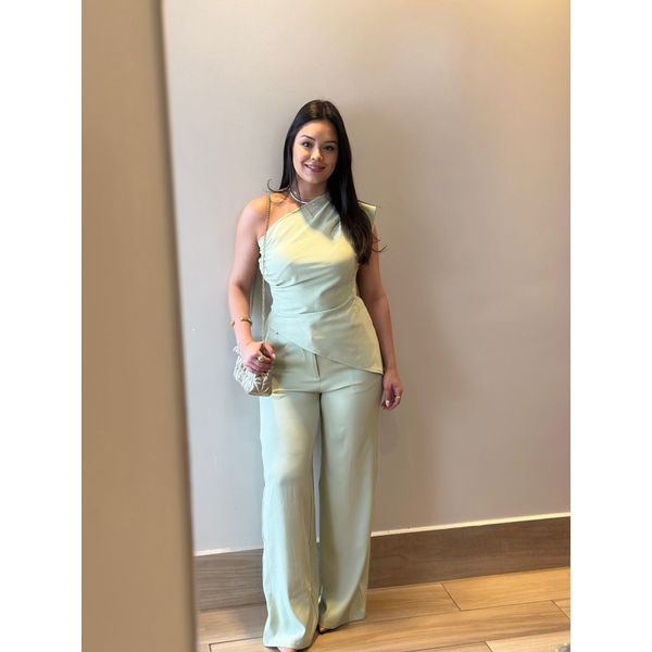 Conjunto Alfaiataria (Pantalona/Blusa Assimétrica) - VERDE