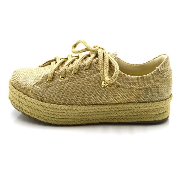 Tenis casual best sale com salto