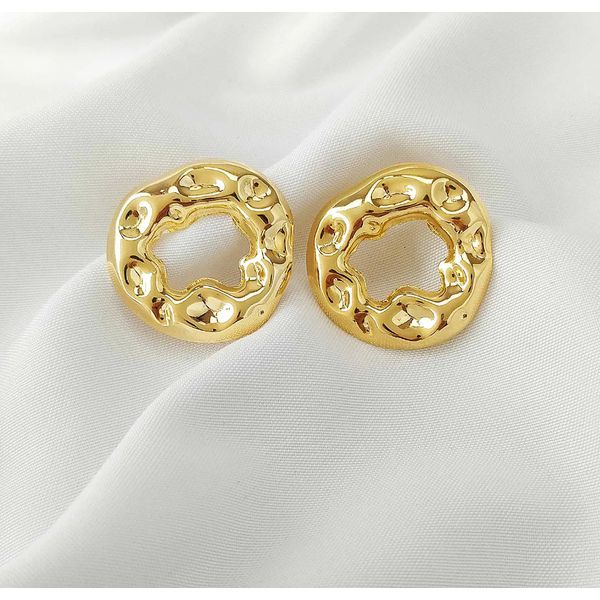 brinco orgânico redondo ondas dourado