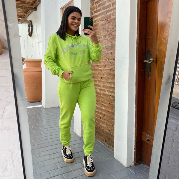Conjunto moletom verde lima