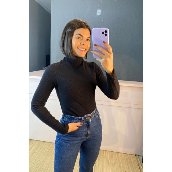 Blusa manga longa cacharrel preta