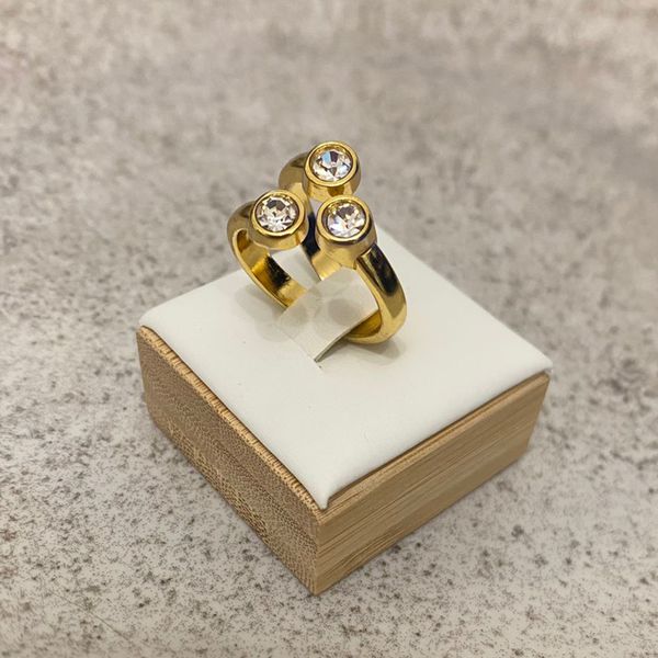 Anel Três Pontos de Luz em Zircônia