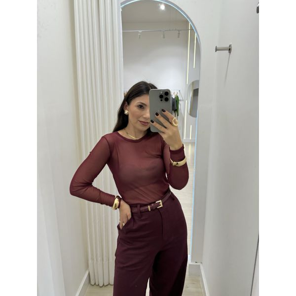 Blusa Tule Adriana cereja