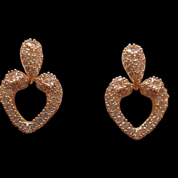 Brinco Zirconia Coração micro zirconia