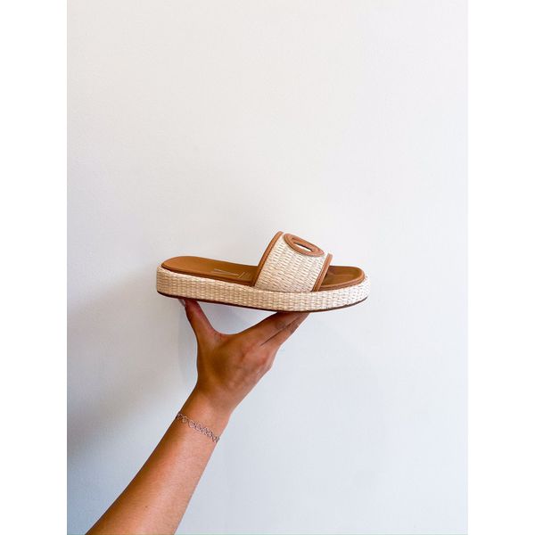 Flat Inara CARAMELO