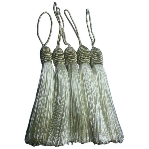 Kit 5 Pingente Tassel 9cm Off White Com Detalhe em Dourado