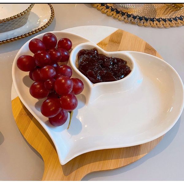 Petisqueira coração porcelana 24 cm 