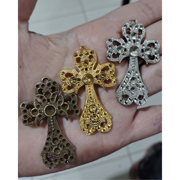 CRUZ PEQUENA LUXO SEM STRASS ML6054 .